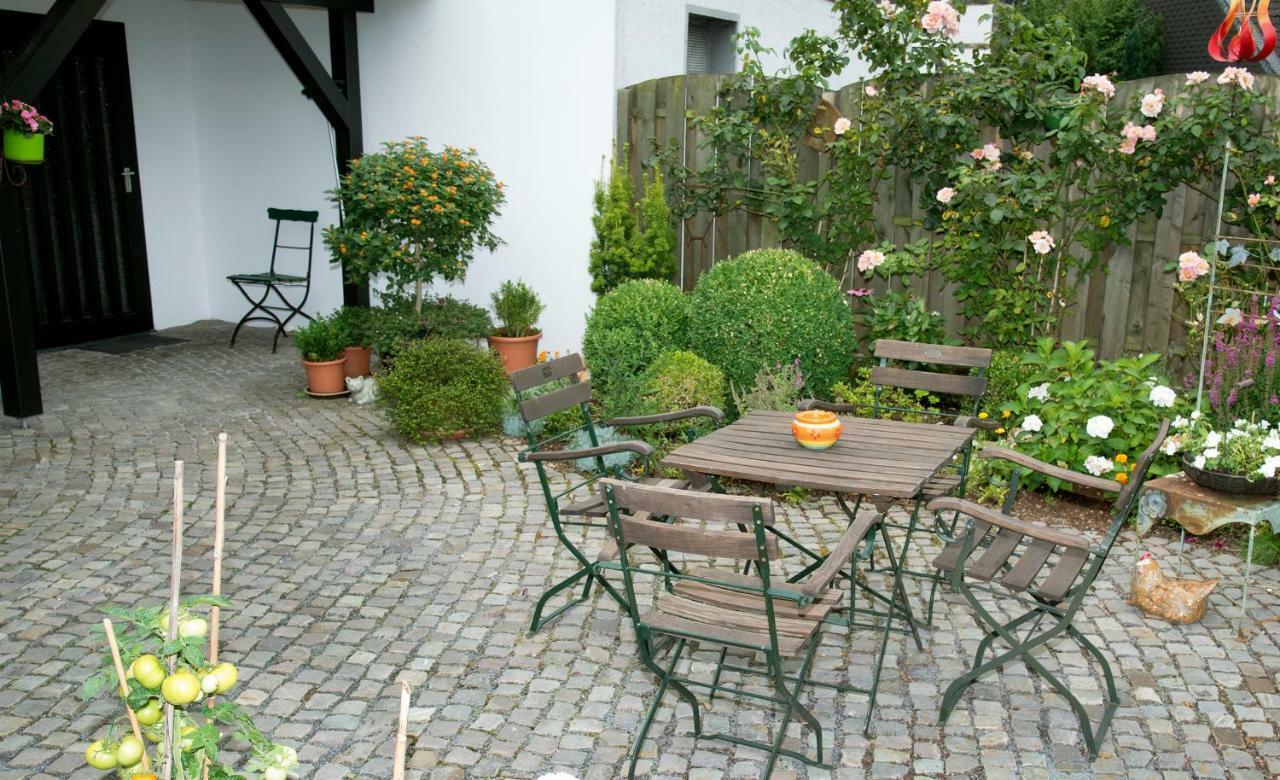 Pension Löw Solingen Exterior foto